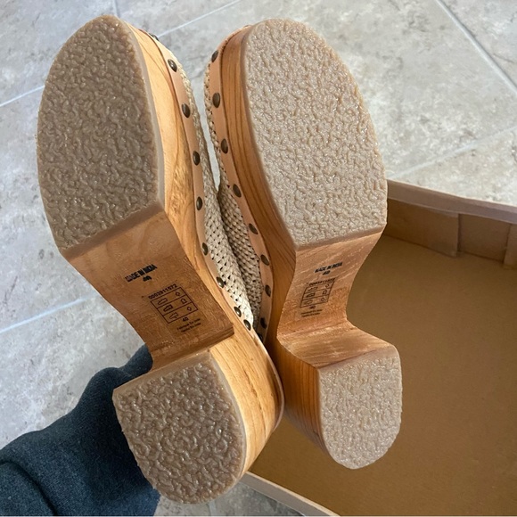 SOLD Free people Claudia crochet clog - Picture 4 of 5